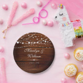 Einfache Hochzeit von rustikalem Holz und Streiche Pappteller (Party)