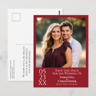 Einfache Hochzeitseinladung mit Foto in Karmesinro Postkarte