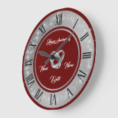 Einfache Hochzeitsringe passen Silver-Jubiläum an Große Wanduhr (Winkel)