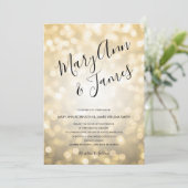 Einfache Hochzeitstypografie Gold Champagne Lights Einladung (Stehend Vorderseite)