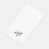 Einfache Icy Blue Monogram Wasserfarbenschneeflock Serviette (Ecke)