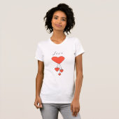 Einfache Illustration mit Scharlachtherzen Liebe T-Shirt (Vorne ganz)