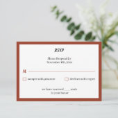 Einfache, individuell angepasste Braun Hochzeit RSVP Karte (Stehend Vorderseite)