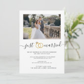 Einfache Just Married Ankündigung Paare Foto (Stehend Vorderseite)