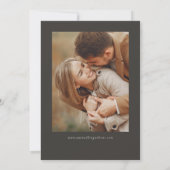 Einfache Kalligrafie Script Modern Four Foto Save The Date (Rückseite)