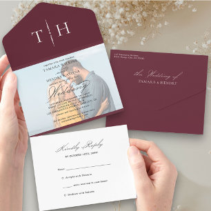 Einfache kalligrafische Foto Burgundy UAWG Wedding All In One Einladung