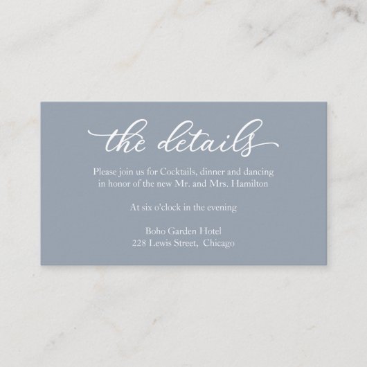 Einfache kalligraphische Hochzeitdetails Dusty Blu Begleitkarte (Vorderseite)
