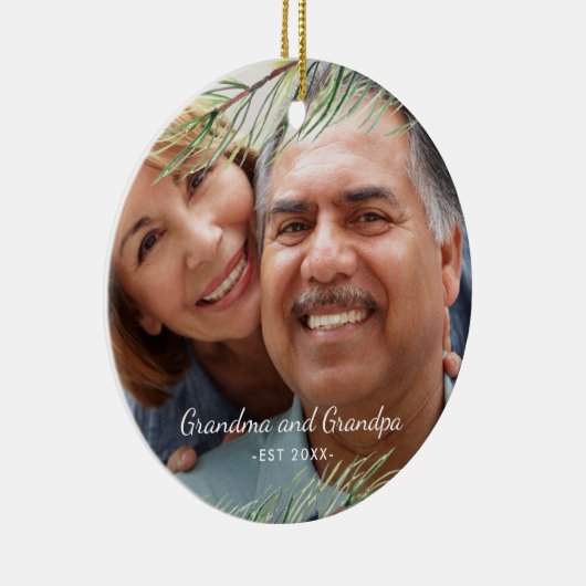 Einfache Kiefernzweige Oma und Opa Ostjahr Keramik Ornament (Rechts)