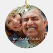 Einfache Kiefernzweige Oma und Opa Ostjahr Keramik Ornament (Hinten)