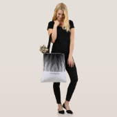 Einfache, klassische Feathers Mit Monogramm Tote B Tasche (Am Model)