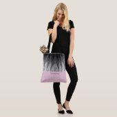 Einfache, klassische Feathers Mit Monogramm Tote B Tasche (Am Model)