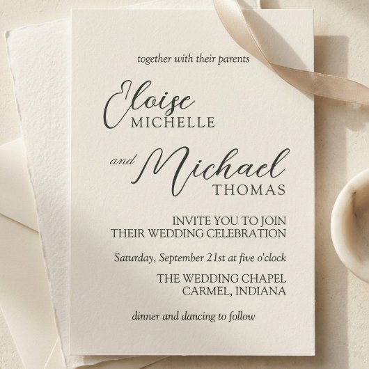Einfache klassische Hochzeit mit Elfenbeinscript Einladung