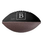 Einfache klassische Monogramm | Schwarz mit weißem Football (Gedreht 270)