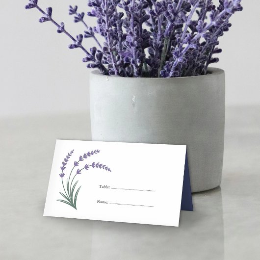 Einfache Lavendel-Hochzeitsplatzkarten Platzkarte