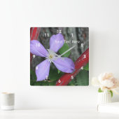 Einfache Lila Clematis-Blume Quadratische Wanduhr (Zuhause)