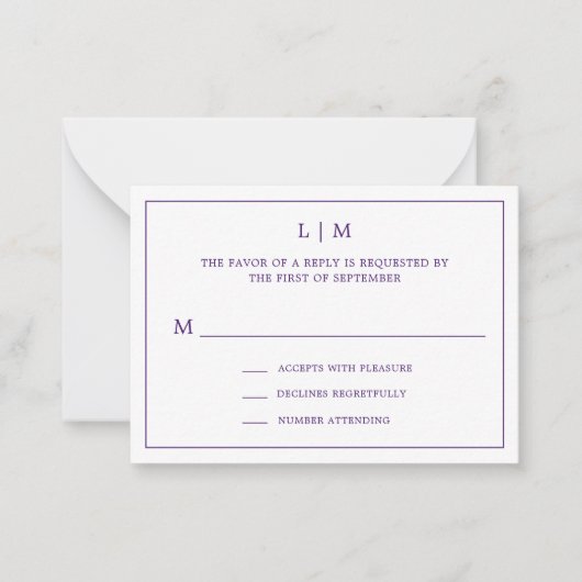 Einfache Lila Monogram Elegant Mini Wedding RSVP Mitteilungskarte (Vorderseite)