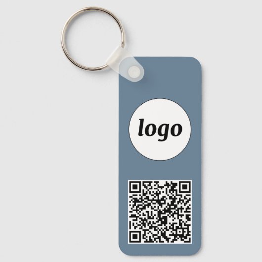Einfache Logo QR Code Business Dusty Blue Gray Schlüsselanhänger (Vorderseite)
