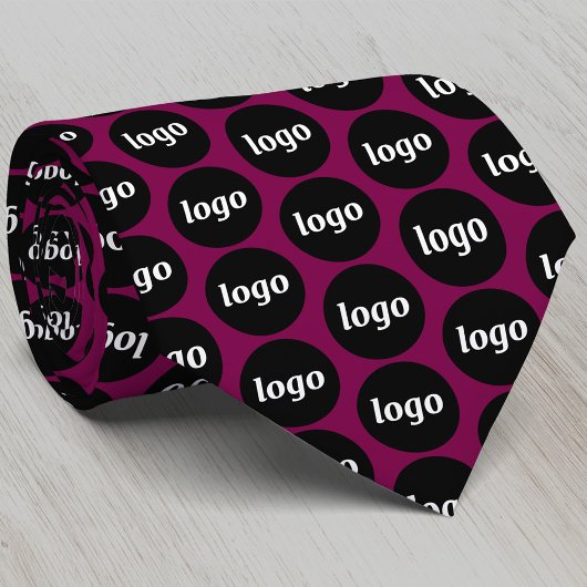 Einfache Logokombination Krawatte