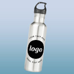 Einfache Logos für Textverarbeitung Edelstahlflasche<br><div class="desc">Fügen Sie Ihr eigenes Logo und Textauswahl zu diesem Design hinzu. Entfernen Sie den oberen oder unteren Text,  wenn Sie es vorziehen. Minimalistisch und beruflich,  um die Markenloyalität zu fördern. Ideal für die Mitarbeiterwerbung oder als Werbemittel für Ihre Kunden und Kunden.</div>