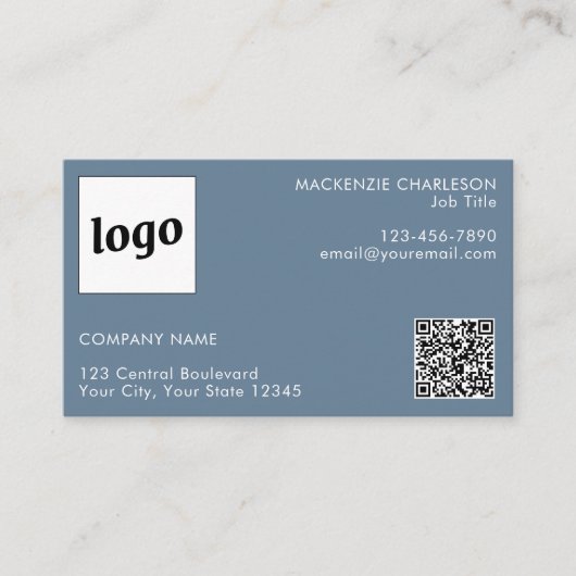 Einfache Logos und Text-QR-Code Dusty Blue Gray Visitenkarte (Vorderseite)