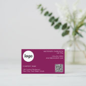 Einfache Logos und Text QR-Code Magenta Rosa Visitenkarte (Stehend Vorderseite)
