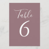Einfache Mauve Chic Script-Tischnummer Einladung (Rückseite)