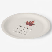 Einfache Minimal Fall Leaf Creme Hochzeit Pappteller (Schrägansicht)