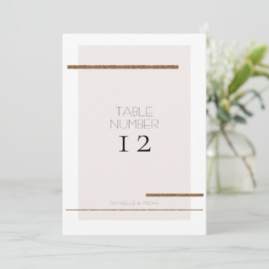 Einfache Minimal Moderne Blush Gold Tischnummer (Stehend Vorderseite)