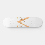 einfache minimale Name monogramm orange braun thr Skateboard (Horizontal)
