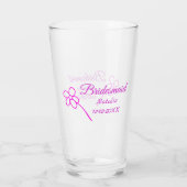 Einfache minimale rosa Bridesaid fügen den Text fü Glas (Rückseite)