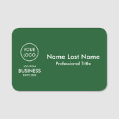 Einfache Minimalistische Firmenlogos Grün Namensschild (Vorderseite)