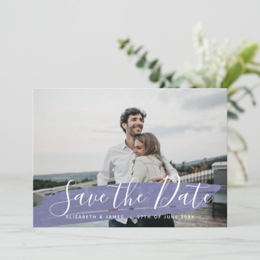 Einfache Minimalistische Lila Save the Date Hochze (Stehend Vorderseite)