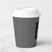 Einfache Minimalistische Logo- und Textwerbung Pappbecher (Rechts)