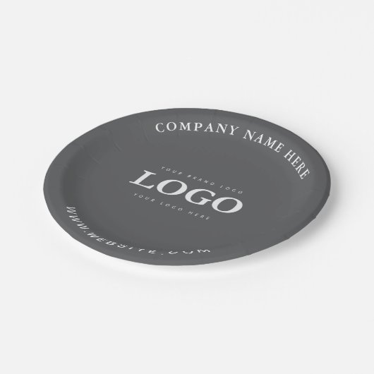 Einfache Minimalistische Logo- und Textwerbung Pappteller (Schrägansicht)