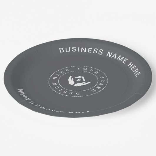 Einfache Minimalistische Logo- und Textwerbung Pappteller (Schrägansicht)