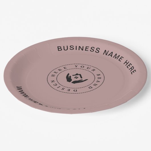 Einfache Minimalistische Logo- und Textwerbung Pappteller (Schrägansicht)