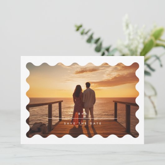 Einfache MINIMALISTISCHE moderne Wave Border | FOT Save The Date (Stehend Vorderseite)