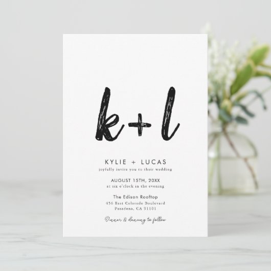 Einfache Minimalistische Monogram Black & White We Einladung (Stehend Vorderseite)