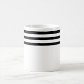 Einfache, minimalistische schwarzweiße Streifen Verwandlungstasse (Mittel)