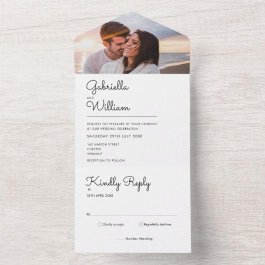 Einfache Minimalistische Script Monogram Foto Hoch All In One Einladung (Innen Boden)