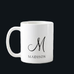 Einfache Minimalistische Script Monogram Kaffeetasse<br><div class="desc">Ein einfaches,  modernes,  minimalistisches Monogramm schwarzes Skript,  das mit serif name coffee Tasse initialisiert wurde.</div>
