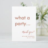 Einfache Minimalistische Terracotta-Hochzeit Dankeskarte (Stehend Vorderseite)