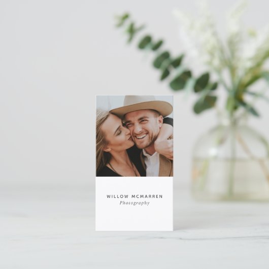 Einfache Minimalistische Trendy Visitenkarte (Stehend Vorderseite)