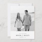 Einfache Minimalistische Typografie-Foto-Hochzeit Dankeskarte (Vorderseite)