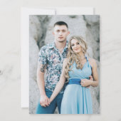 Einfache Minimalistische Wildblume Dusty Blue Wedd Einladung (Rückseite)