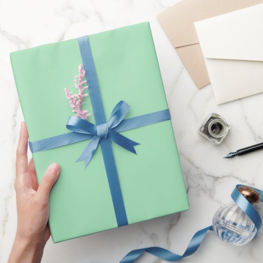 Einfache Mintgrün-Farbnuance Geschenkpapier (Schenken)