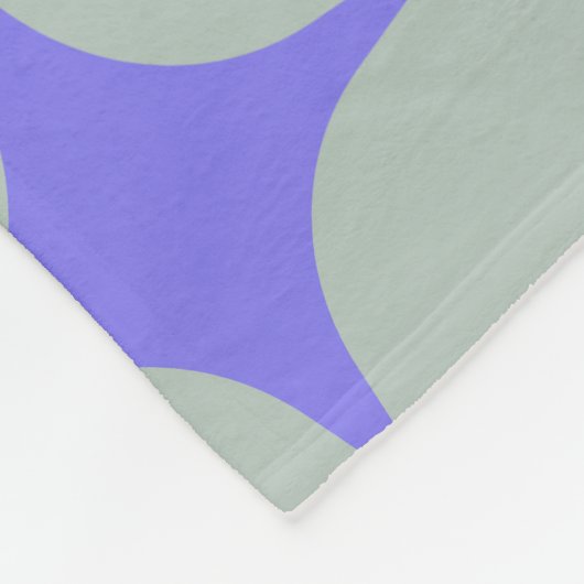 Einfache Mitte des Jahrhunderts Modernes Lila blau Fleecedecke (Ecke)