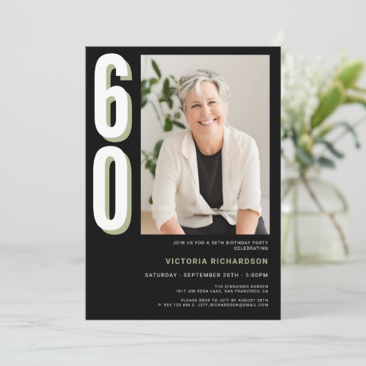 Einfache Moderne 60. Geburtstag Einladung (Stehend Vorderseite)