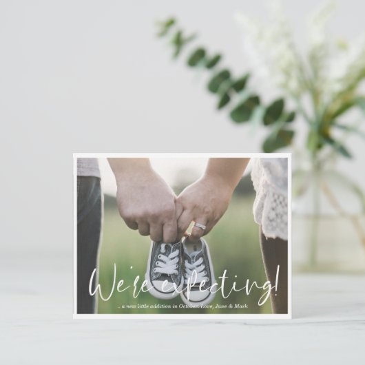 Einfache moderne Ankündigungskarte für Schwangersc Ankündigungspostkarte (Stehend Vorderseite)