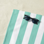 Einfache moderne Aqua Stripes Monogramm Strandtuch (Beispiel)